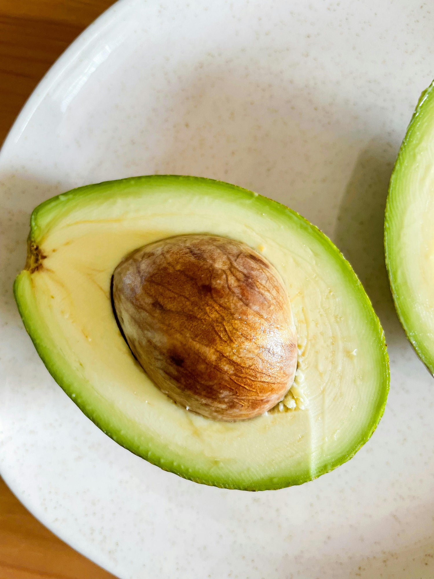 Why Avocado Oil is a Smart Choice: Benefits for Kids and a Healthier Alternative to Inflammatory Oils